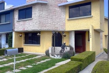 Casa en fraccionamiento en  Santa Elena, Arboledas De Santa Elena, Pachuca De Soto, Estado De Hidalgo, México