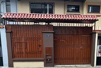 Casa en  Totoracocha, Cuenca