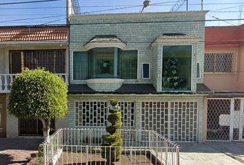 Casa en  Av. Circunvalación Ote., Jardines De Santa Clara, Ecatepec De Morelos, Estado De México, México