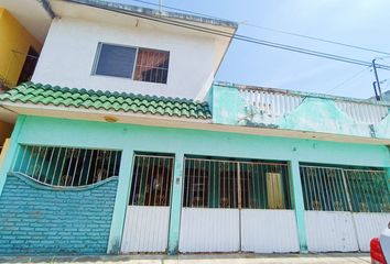 Casa en  Colonia Astilleros, Avenida Bahía Massau, Astilleros, Veracruz, México