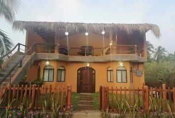 Casa en  Playa Larga Zihuatanejo, Guerrero, México