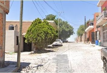 Casa en  Alcatraces, El Camposanto, Acatlán De Juárez, Jalisco, México