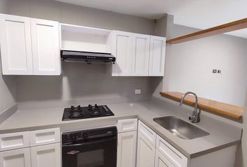 Apartamento en  Almendros Del Poblado Torre 2, Calle 13, El Poblado, Medellín, Antioquia, Colombia