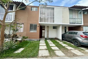 Casa en  Condominio Parques Del Chipe, Av. Integradora Norte, Piura, Perú