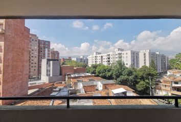 Apartamento en  Edificio Cañaveral, Transversal 39, Laureles - Estadio, Medellín, Antioquia, Colombia