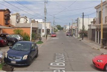 Casa en  Del Bosque, Casa Blanca, Ciudad Obregón, Sonora, México