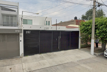 Casa en  C. Andrómeda 3767, La Calma, 45070 Zapopan, Jalisco, México