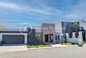 Casa en  Calle San Pedro, Misión De Los Lagos, Juárez, Chihuahua, 32668, Mex