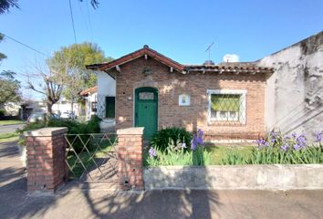 Casa en  San Pedro 2095, Castelar, Provincia De Buenos Aires, Argentina