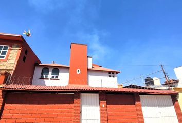 Casa en fraccionamiento en  San Bartolomé Tlaltelulco, Estado De México, México