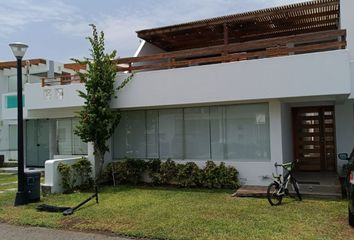 Casa de playa en  Lagunas De Puerto Viejo, San Antonio, Cañete, Perú