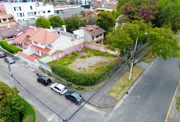 Terreno Comercial en  Luis Moreno Mora & Víctor León Vivar, 010107 Cuenca, Azuay, Ecuador