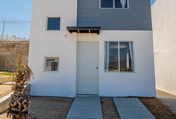 Casa en  Boulevard Villa Del Roble, Ensenada, Baja California, 22842, Mex