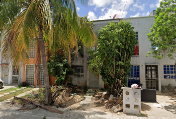 Casa en  Calle 5 72, Sm 208, Cancún, Quintana Roo, México