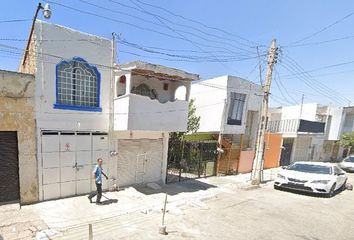 Casa en  Calle Plutarco Elías Calles 2066, Lomas Del Paradero, Guadalajara, Jalisco, México