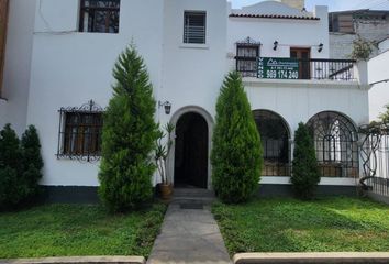 Casa en  Calle Hermilio Hernández, San Isidro, Perú