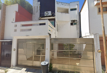 Casa en  C. Novara 33, 91193 Xalapa-enríquez, Ver., México