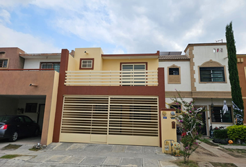 Casa en fraccionamiento en  Real De Cumbres, Real Cumbres, Monterrey, Nuevo León, México