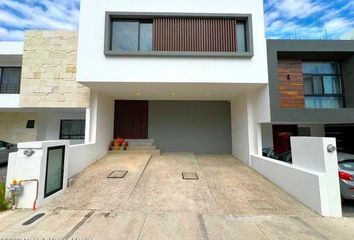 Casa en condominio en  Zibatá, Querétaro, México