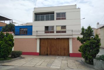 Casa en  Las Codornices, Surquillo, Perú