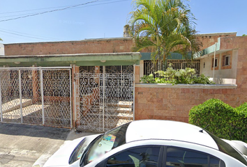 Casa en  C. 13, Itzimná, Mérida, Yucatán, México