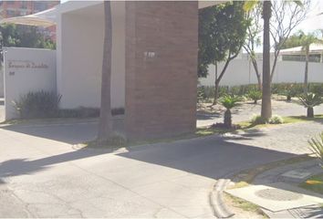 Casa en condominio en  Fraccionamiento Bosques De Zavaleta, Calzada Zavaleta, Bello Horizonte, Puebla De Zaragoza, Puebla, México