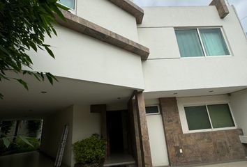 Casa en  Hacienda De Los Naranjos, Predio San Bernardo Norte, León, Guanajuato, México