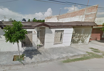 Casa en  San Julián 28, Fuentes Del Sur, 27290 Torreón, Coahuila De Zaragoza, México