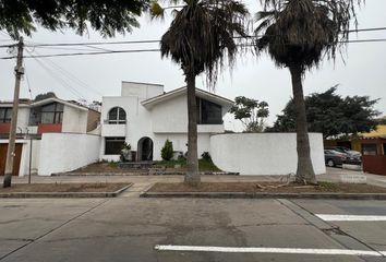 Casa en  Jirón Andrés Vesalio 710-778, San Borja, Lima, 15037, Per