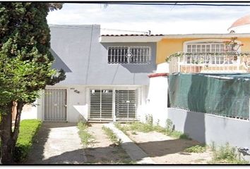 Casa en  Calle Violetas 901, La Casita, Los Girasoles, 45136 Zapopan, Jalisco, México