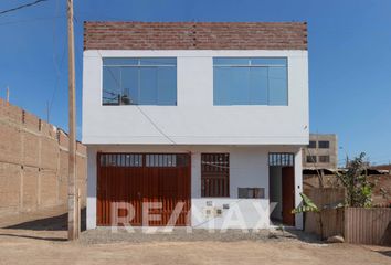 Casa en  San Martin De Porres, Lima