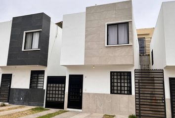 Casa en  Los Sauces Residencial Oficina Cumbres, El Rosario, Portico De San Antonio, Baja California, México