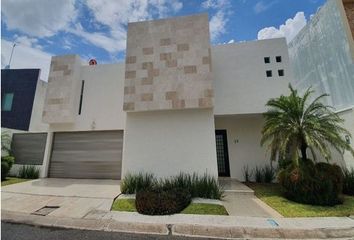 Casa en fraccionamiento en  Lomas Del Sol, Boulevard Riviera Veracruzana, Lomas Del Sol, Veracruz, México