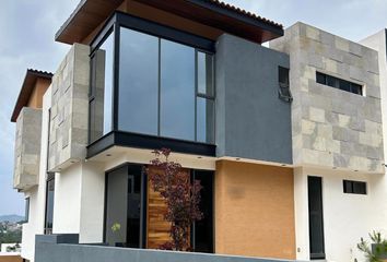 Casa en fraccionamiento en  Vistas De Altozano, Bosque Monarca, Michoacán, México