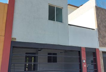 Casa en  Avenida Puerta De Hierro 524, Residencial Puerta De Hierro, Monterrey, Nuevo León, México