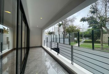 Departamento en  Calle Alfredo Salazar, Miraflores, Perú