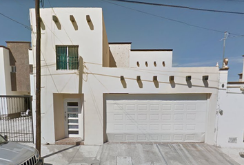 Casa en  Antimonio 346, Cruz Del Aire, Saltillo, Coahuila De Zaragoza, México