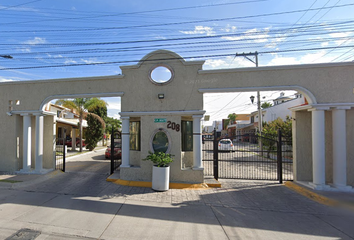 Casa en fraccionamiento en  Rinconada Del Parque, Avenida Montealban 208, Residencial Del Parque, Aguascalientes, México