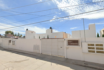 Casa en fraccionamiento en  Avenida 2 Oriente 641, Los Pinos, Heroica Puebla De Zaragoza, Puebla, México