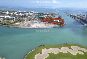 Lote de Terreno en  Super Manzana 84, Cancún, Benito Juárez, Quintana Roo, Mex