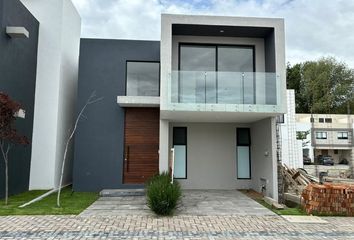 Casa en fraccionamiento en  Calzada La Loma 2539, Bello Horizonte, Puebla De Zaragoza, Puebla, México