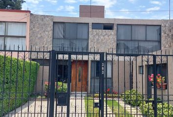 Casa en  Ciudad Satélite, Naucalpan De Juárez