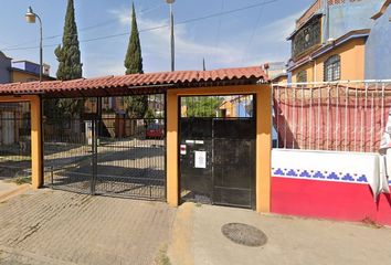 Casa en  Colinas De La Antigua, Unidad San Buenaventura, San Buenaventura, Estado De México, México