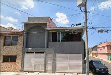 Casa en  Lago Tanganica 708, Mz 012, Ocho Cedros, Toluca De Lerdo, Estado De México, México