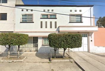 Casa en  San Juan De Aragón 3a Sección, Ciudad De México, Cdmx, México