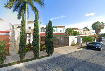 Casa en  Calle 19, Colonia Altabrisa, Mérida, Yucatán, México