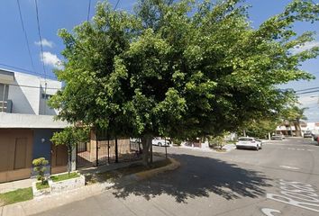 Casa en  Calle Rosas, La Casita, Los Girasoles, Zapopan, Jalisco, México