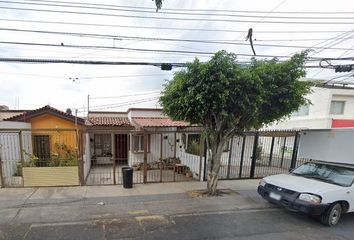 Casa en  Av. Acueducto, Jardines Del Valle, Zapopan, Jalisco, México