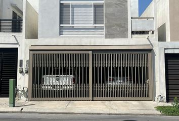 Casa en  Cumbres, Avenida Puerta De Hierro, Monterrey, Nuevo León, México