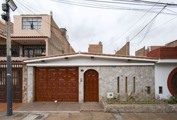 Casa en  Calle Los Geranios 118, Callao, Perú